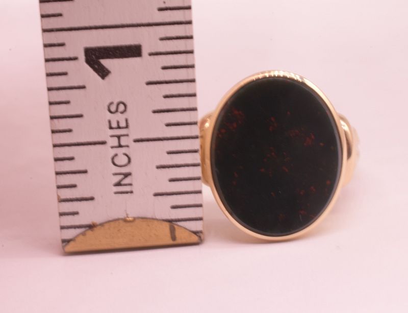 C1940 Retro 14K Oval Bloodstone Signet Ring