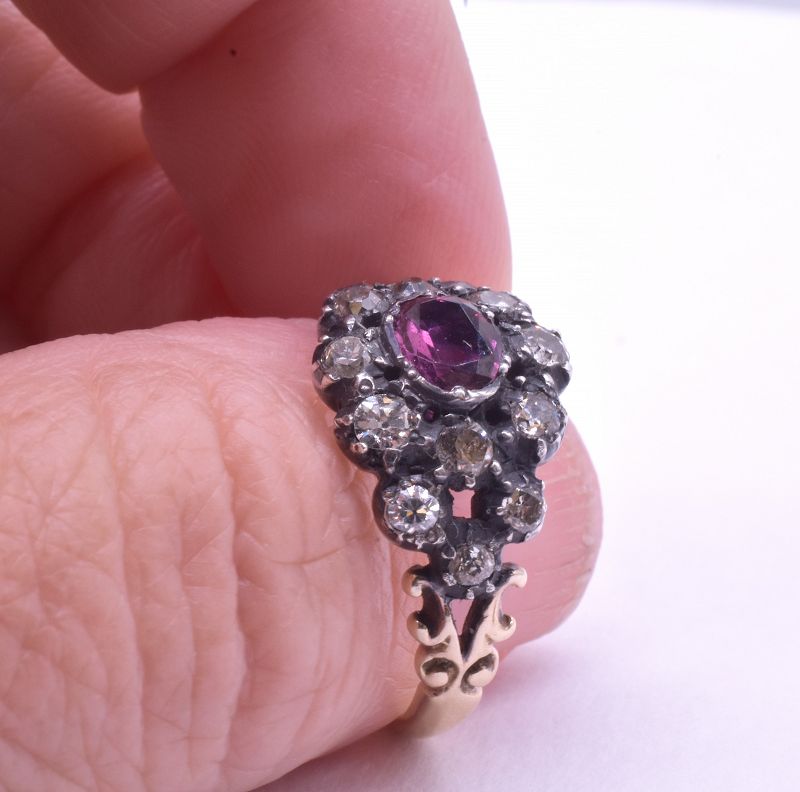 C1820 18K Diamond Cluster Ring with a Ruby Center