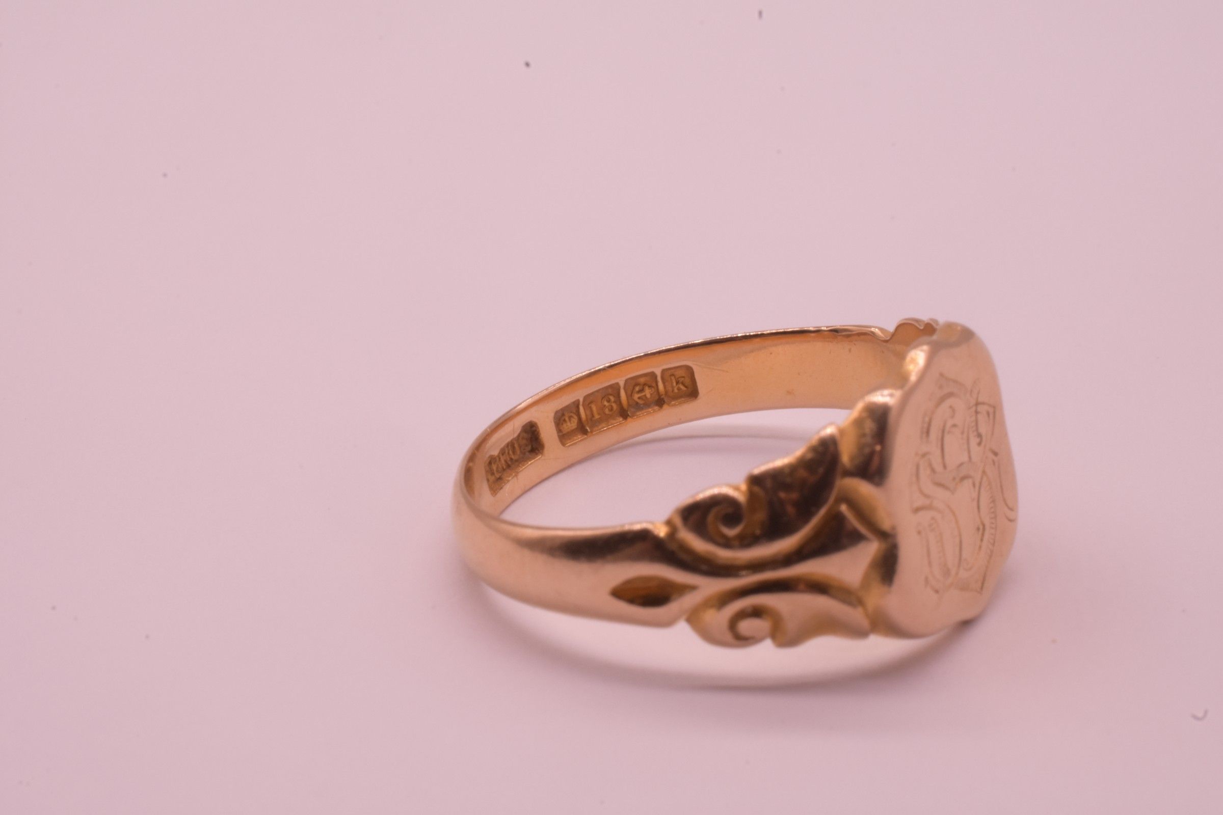 Antique Hallmarked 190918K Signet Ring with Monogram SSR or SRS