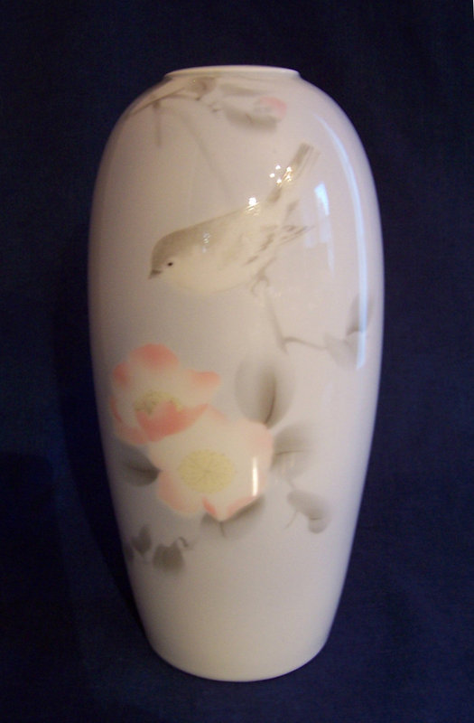 Japanese Fukagawa Porcelain Vase, Bird & Flower Decor