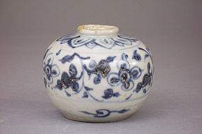 15th-16th C. Annamese Blue and White Jarlet, 7.62cm dia