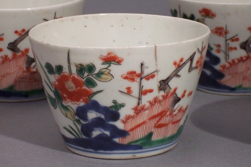 Set Five Ko-Imari Kakiemon Style Polychrome Enamel Cups