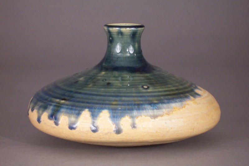 Sgd 20th Century Japanese Agano Pottery Oil Tsubo, Vase