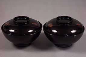 Two Zohiko lacquer covered bowls. 5 inch, feather motif