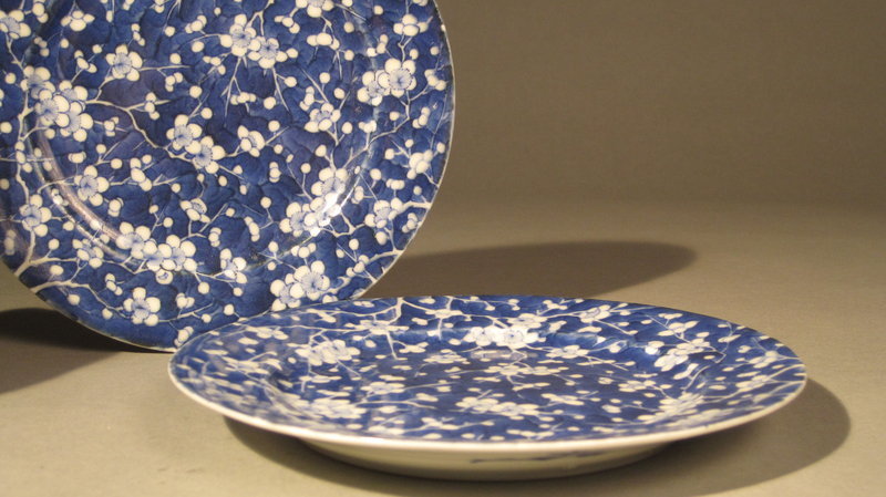 Pr Japanese Blue White Porcelain Hawthorne Motif Dishes