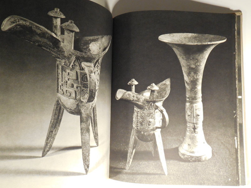Chinese Sculpture, Bronzes And Jades In Japanese Collections, Sugimura