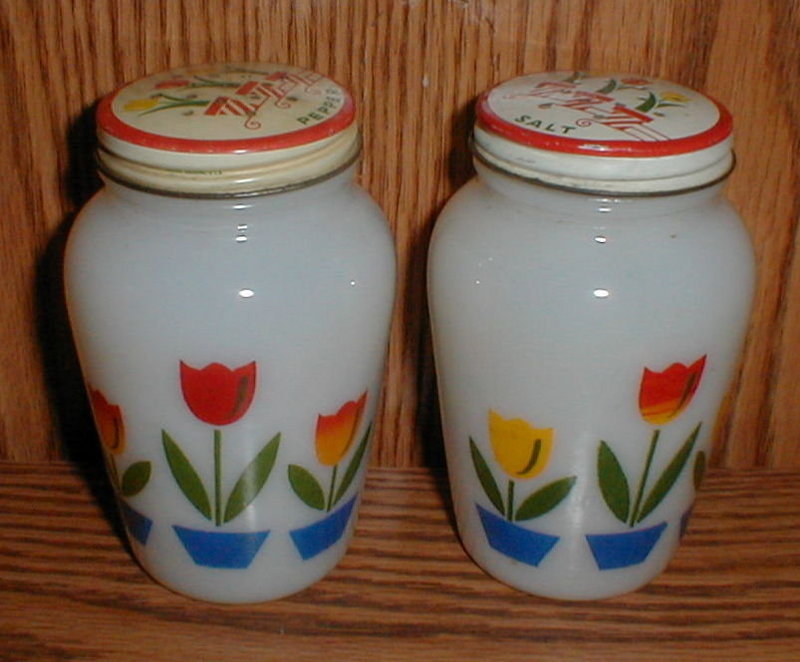 White Tulips Salt &amp; Pepper Shakers