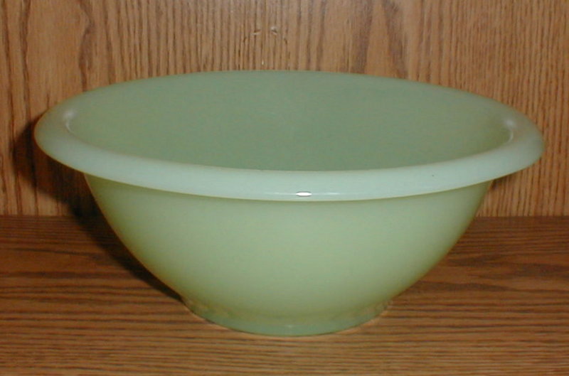 Clambroth 9 7/8&quot; Rolled Edge Mixing Bowl