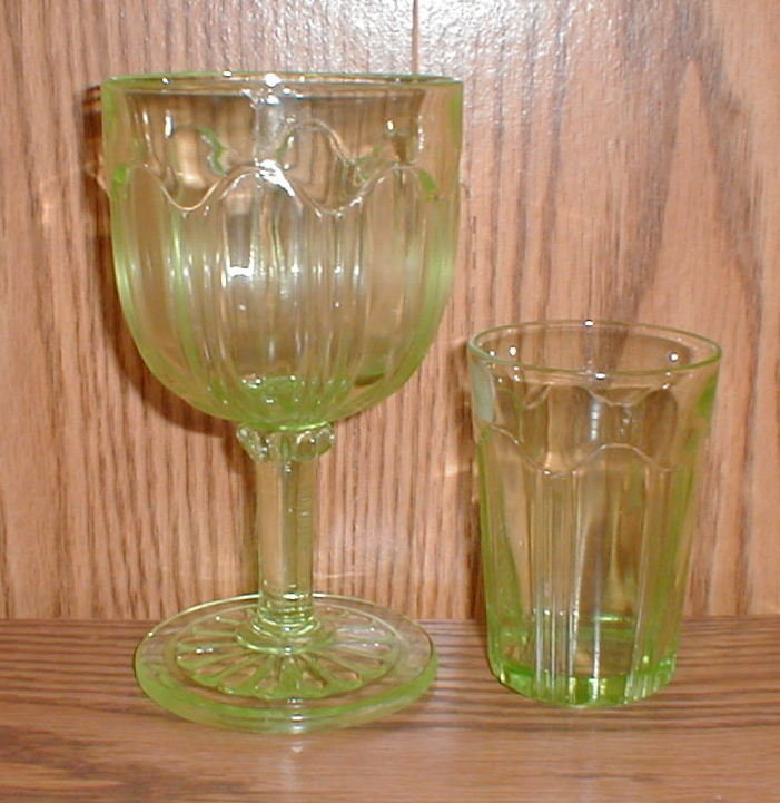 Green Colonial (Knife &amp; Fork) Goblet and Juice
