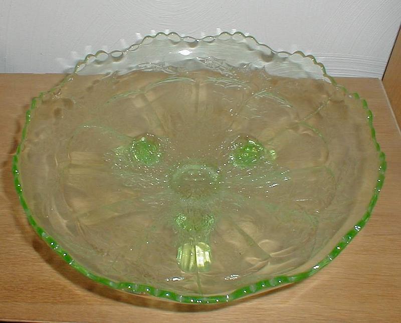 Fenton Green STAG &amp; HOLLY 10 1/2&quot; Bowl