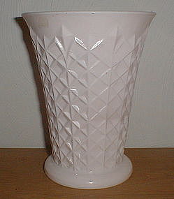 SHELL PINK 7" Vase