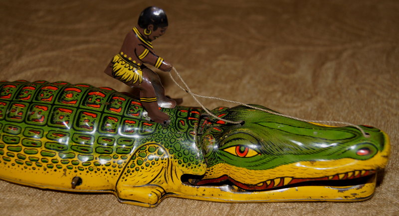 1930s Tin J CHEIN Wind-up Toy ALLIGATOR BLACK NATIVE