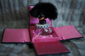 1920s VIGNY France Negro Golliwogg Perfume Bottle + Box