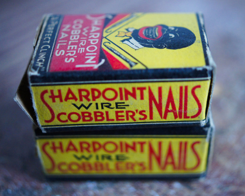 XRare1933 Sharpoint Nails Box with Black Face Advertising Boston