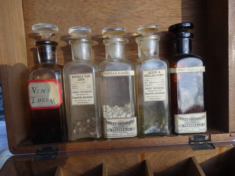 19thC Traveling Doctors Apothecary Medicine Chest w/ Opium Bottle
