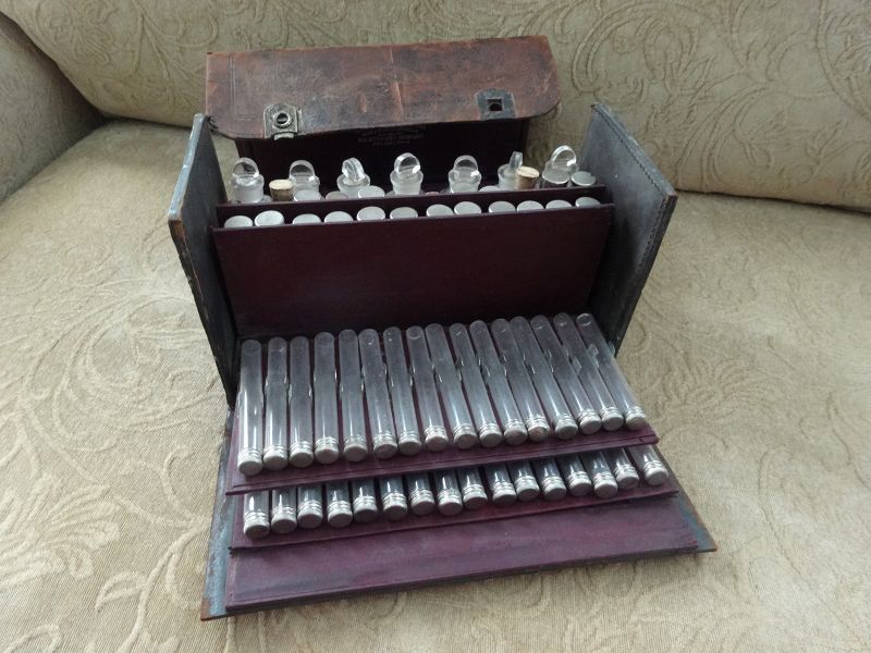 19thC Traveling Doctors Apothecary Medicine Case Early Merck