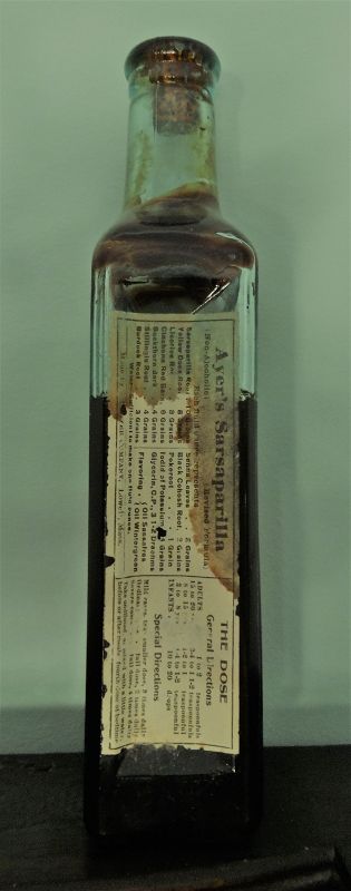 C1915  AYERS SARSAPARILLA Patent Medicine Bottle w/ Box Contents