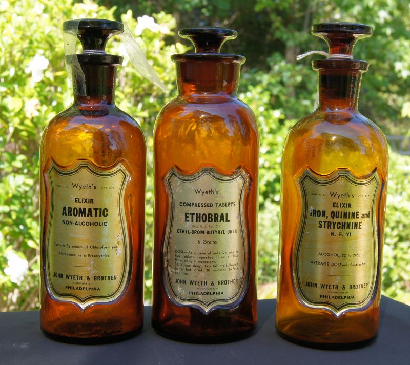 3 Nice Wyeth Apothecary Bottles w/Shield Labels CHLOROFORM STRYCHNINE