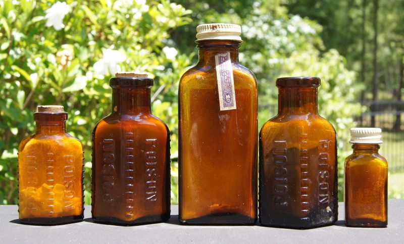 5 POISON MEDICINE BOTTLES ELI LILLY NARCOTIC STAMP CODEINE ATROPINE