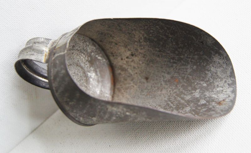 3 Tin 19thC Kitchen Tools Tiny Flour Scoop Heart Clover Cookie Cutters