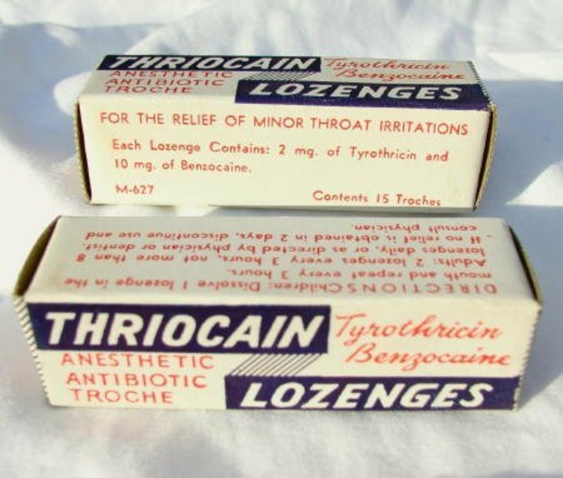 Throat Anesthetic Benzocaine Pharmacy Medicine Display