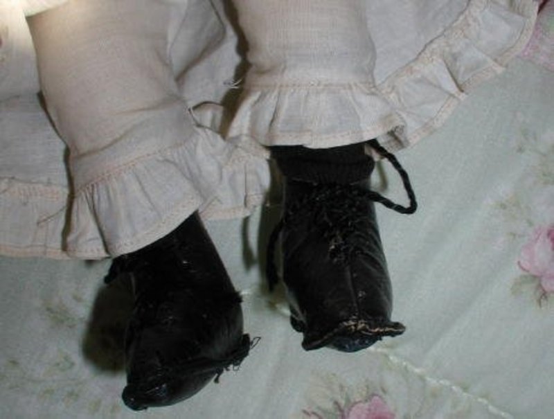 RARE C1900 Sample Black Granny Doll by Ruie Ann Park