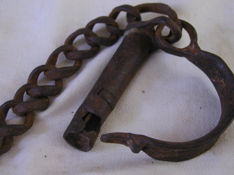 RARE Authentic 19thC Georgia CHILD SLAVE Shackles w/KEY