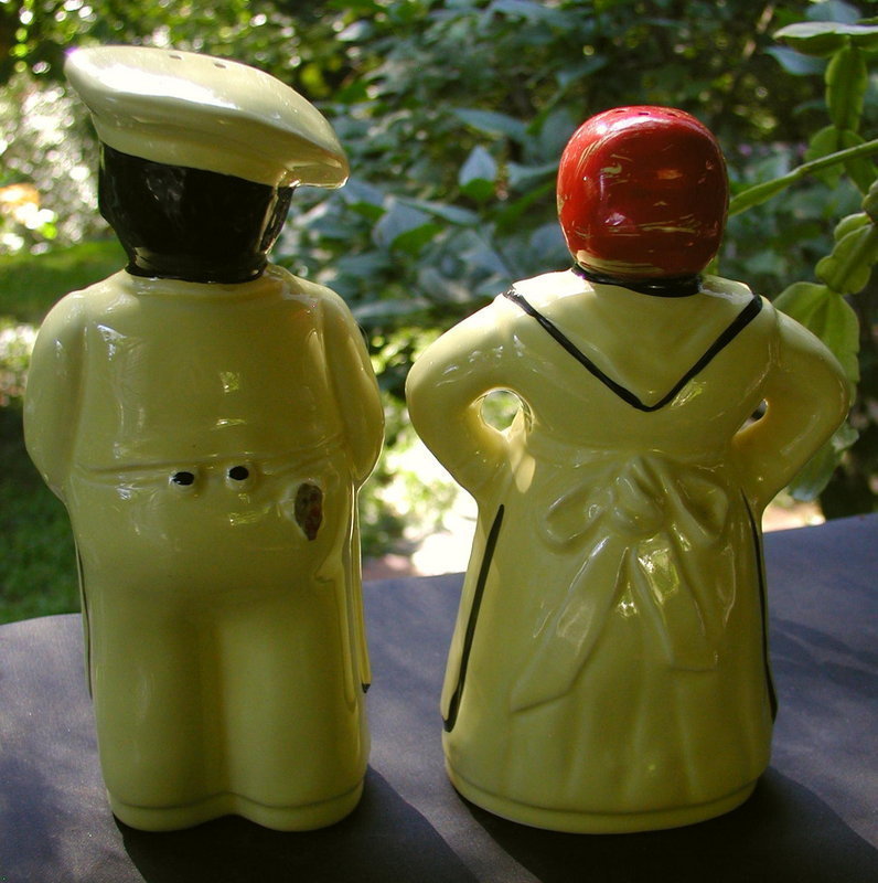 1940 Pearl China LARGE Black Chef + Mammy Salt + Pepper