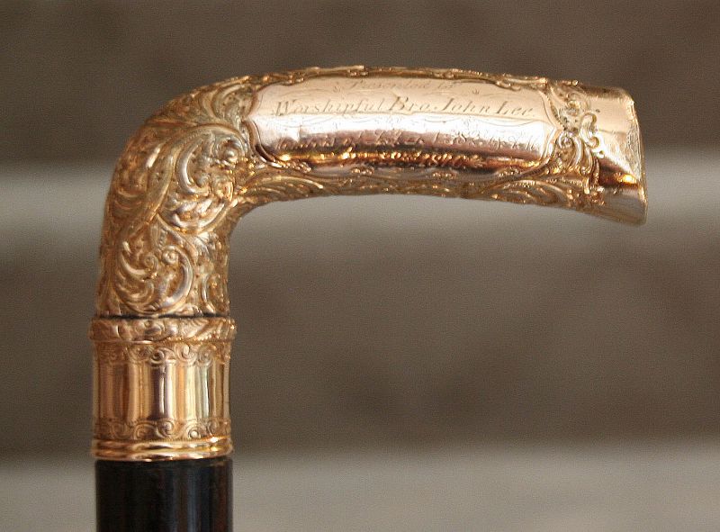 A gold-mounted jewelled hardstone cane handle, late 18th century