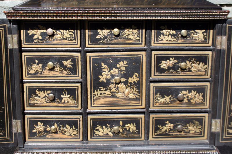 Chinese Export Black Lacquer Jewelry Chest