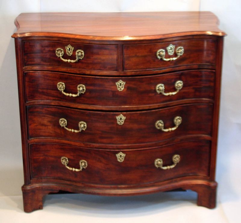 Exceptional George III Serpentine Chest of Drawers in the FrenchManner