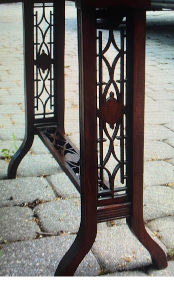 Fine English Sunderland Table in Mahogany