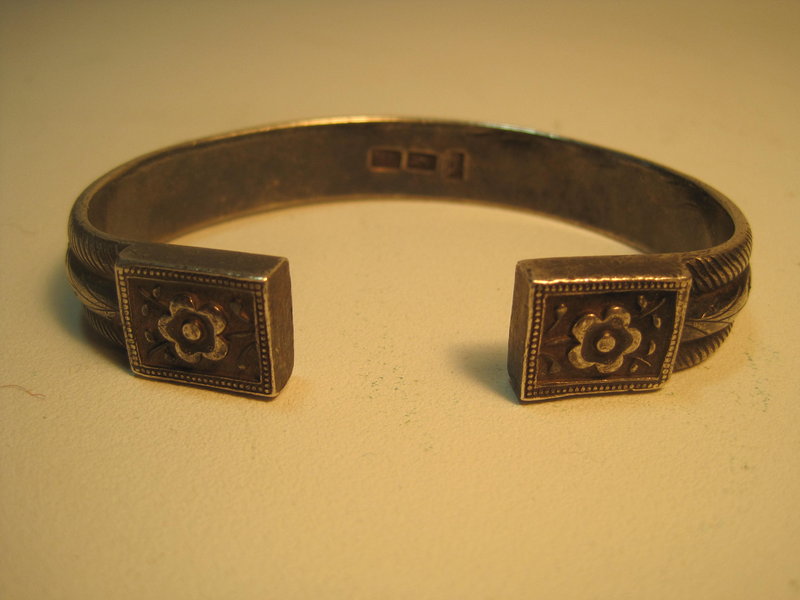 Early 20th C. Chinese Old Silver Bangle