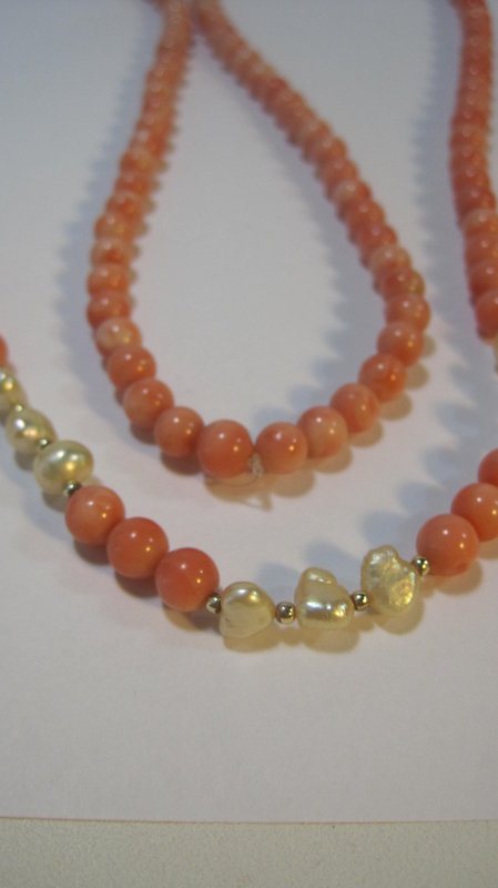 A Vintage Chinese Salmon Coral Pearl Beads Necklace