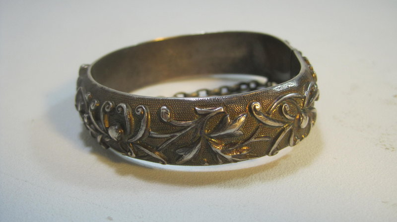 Late 19th / 20th C. Chinese Silver Bangle Marked