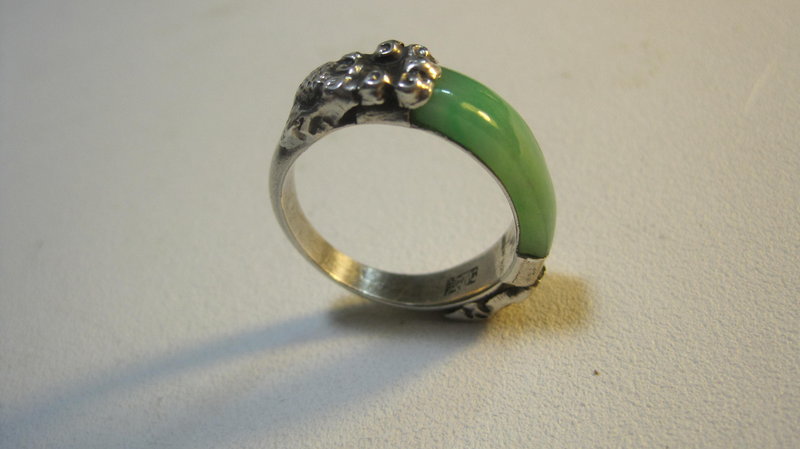 A Beautiful Old Chines Silver Ring With Jadeite Marked