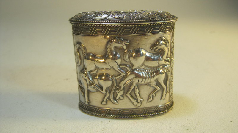 Early 20th C. Chinese Silver Opium Box With Horses MK