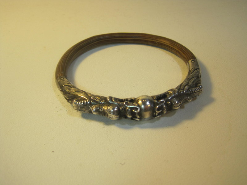 A Beautiful Old Chinese Dragon Silver Rattan Bangle MK.