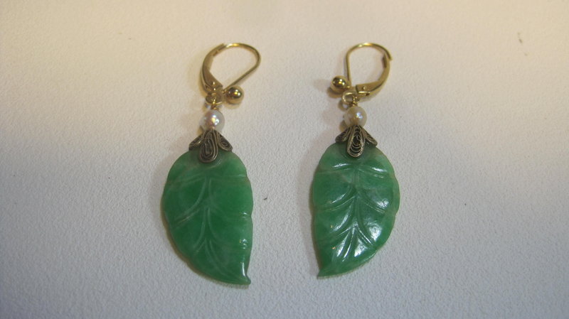 Late 19th / 20th C. Chinese Jadeite Earrings 14K Gold