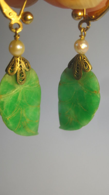 Late 19th / 20th C. Chinese Jadeite Earrings 14K Gold