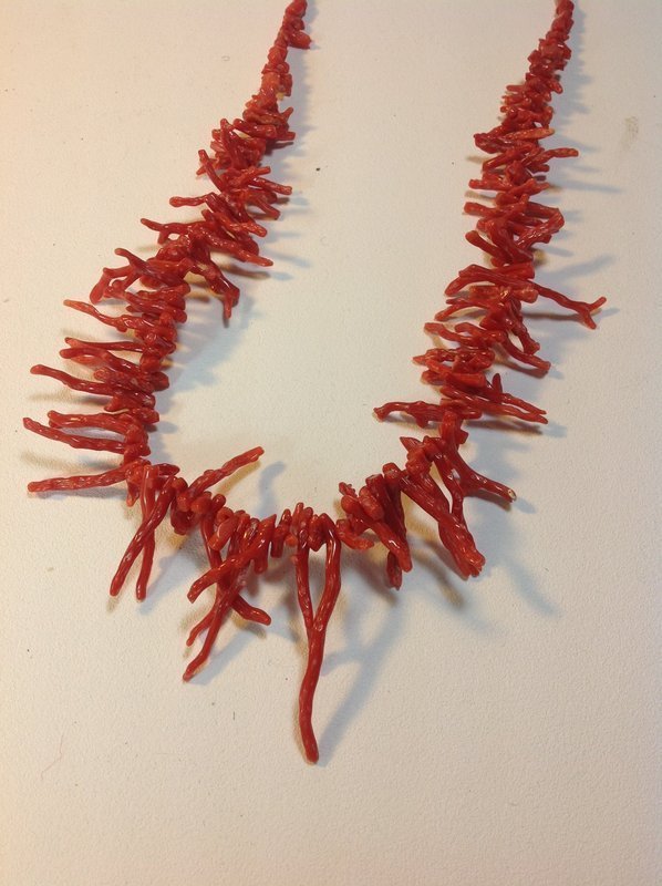 A Beautiful Vintage Red Mediterranean Coral Necklace