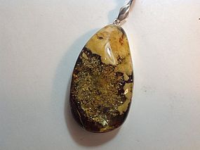 A Beautiful Large Old Baltic Amber Pendant With Silver