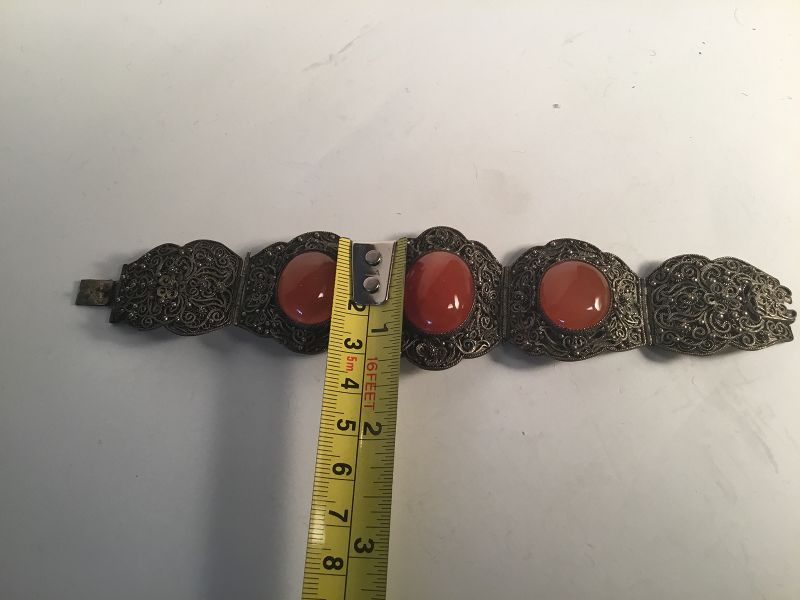 A Beautiful Antique Chinese Silver Agate Bracelet Signed