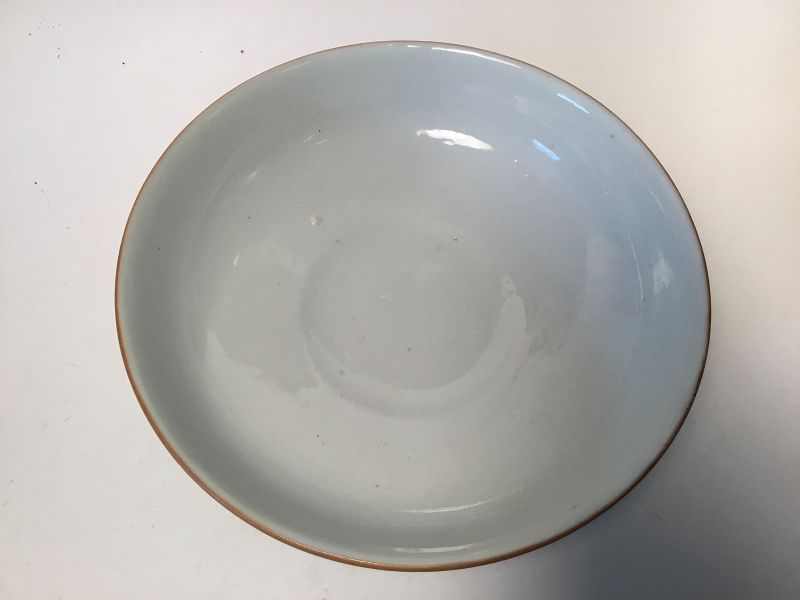 A Beautiful Incised Turquoise Green Glazed Qianlong Porcelain Bowl