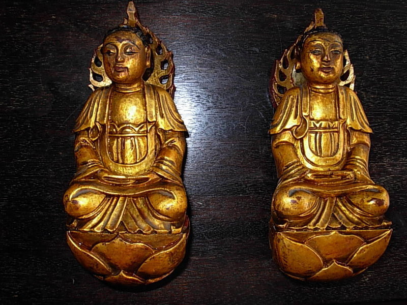 Rare gilt-lacquered wood figures of Bodhisatva