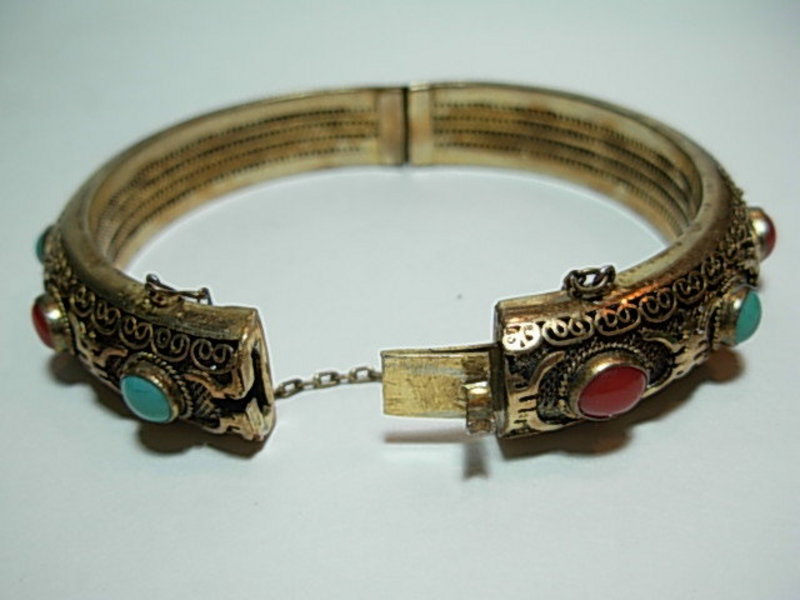 An Old Chinese Silver Enameled Bracelet / Bangle