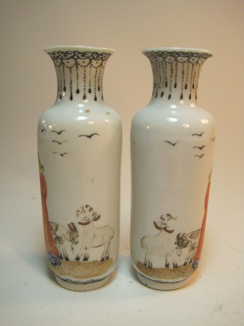 Exquisite Early 20th C. Chinese Famille Rose Vases