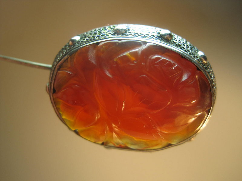 A Beautiful Vintage Chinese Silver Carnelian Brooch