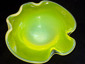 Murano TOSO Yellow Opalescent MANTA RAY Bowl