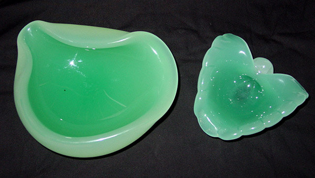 Large Murano SEGUSO Green ALABASTRO Biomorphic Bowl